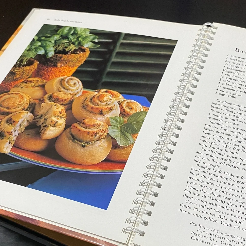 Low-Fat Ways to Bake and Low-calorie recipes spiral Cookbook set